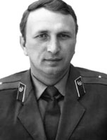 Начальник самостоятельной государственной пожарной части №1 г.Ворошиловграда<br> <b>БАРИНОВ Виктор Николаевич</b>